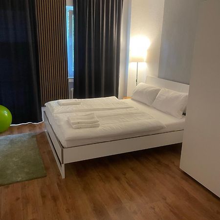 Koeln Wohnung 4 Min Naehe Von Hbf Und Dom Mit Garten ,Balkon & Office Εξωτερικό φωτογραφία