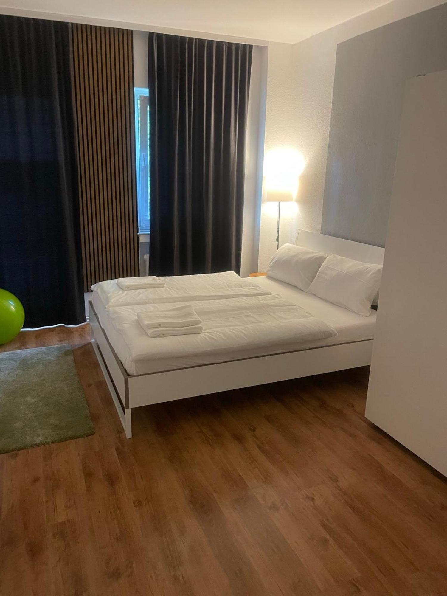 Koeln Wohnung 4 Min Naehe Von Hbf Und Dom Mit Garten ,Balkon & Office Εξωτερικό φωτογραφία