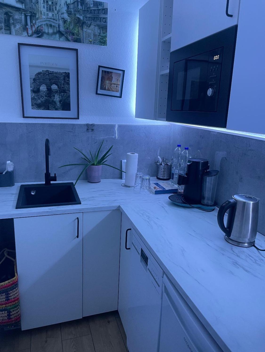 Koeln Wohnung 4 Min Naehe Von Hbf Und Dom Mit Garten ,Balkon & Office Εξωτερικό φωτογραφία